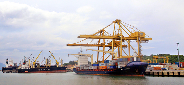 Cảng Đà Nẵng đặt mục tiêu 2017 nhập khẩu 7,6 triệu tấn hàng